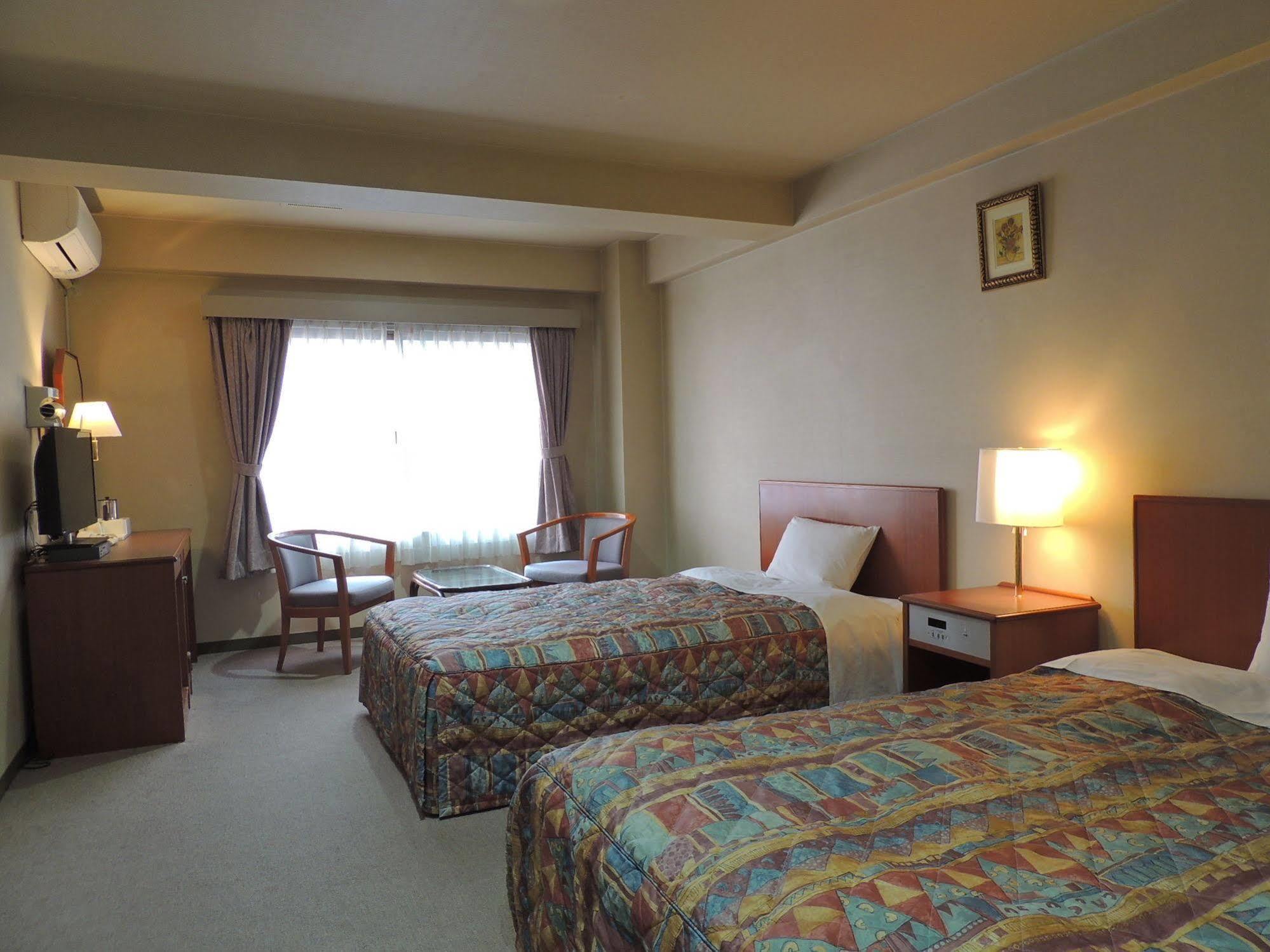Hotel New Tohoku Tokyo Exterior photo